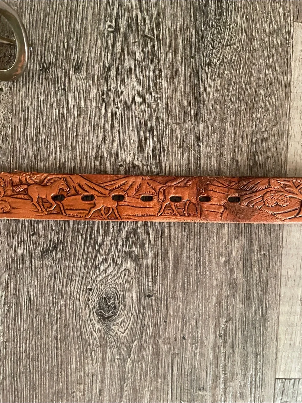 Vintage tooled brown leather etched horse belt
